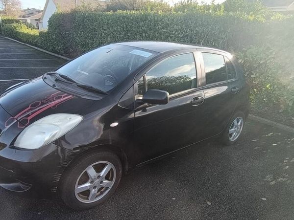 Toyota Yaris Hatchback, Petrol, 2007, Black