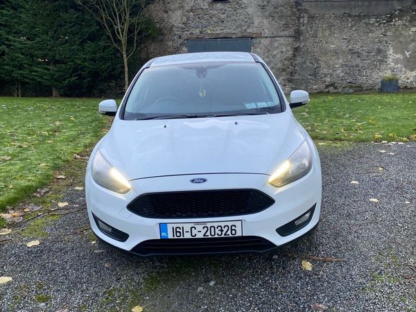 Ford Focus Hatchback, Diesel, 2016, White