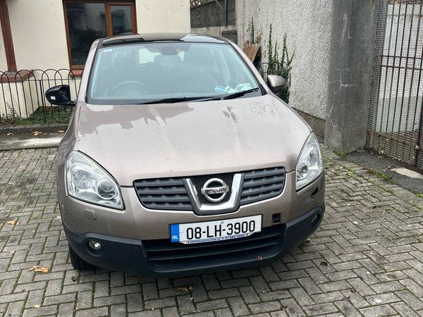 Nissan Qashqai Hatchback, Petrol, 2008, Beige