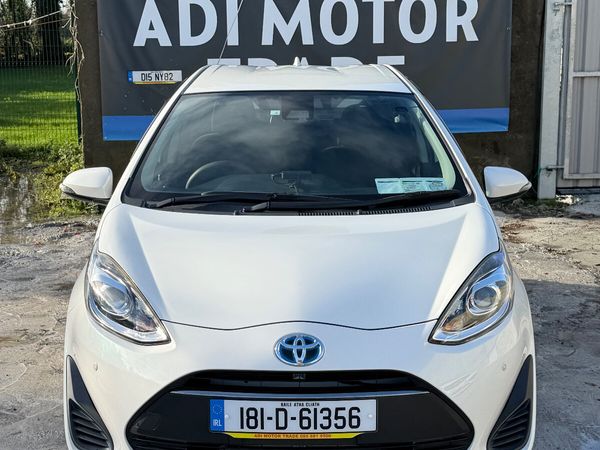 Toyota Aqua Hatchback, Petrol Hybrid, 2018, White