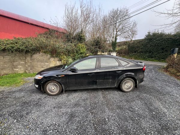 Ford Mondeo Hatchback, Petrol, 2008, Black