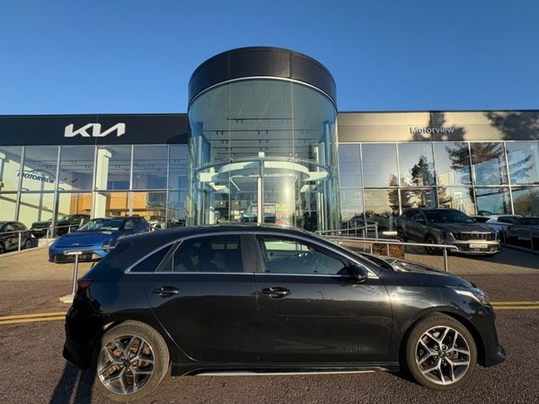 Kia Ceed Hatchback, Petrol, 2021, Black