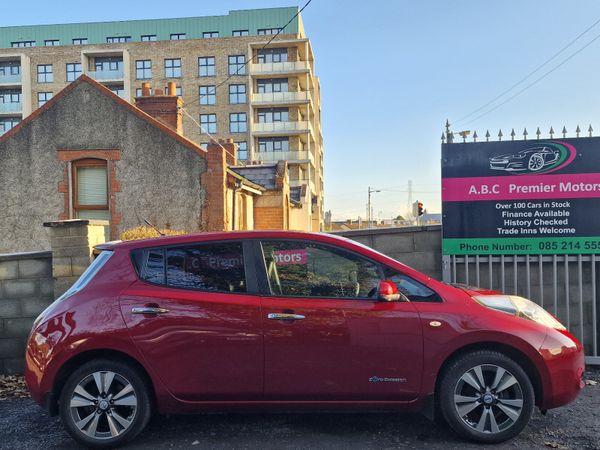 Nissan Leaf Hatchback, Electric, 2014, Red