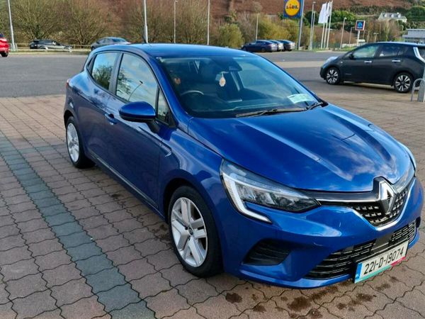 Renault Clio Hatchback, Petrol, 2022, Blue