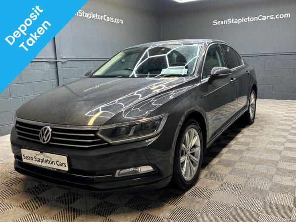 Volkswagen Passat Saloon, Diesel, 2018, Grey