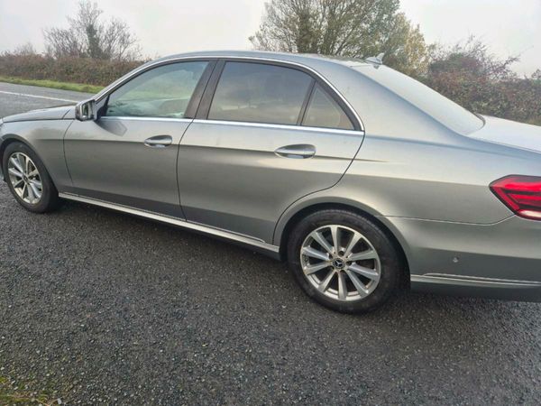 Mercedes-Benz E-Class Saloon, Diesel, 2014, Silver