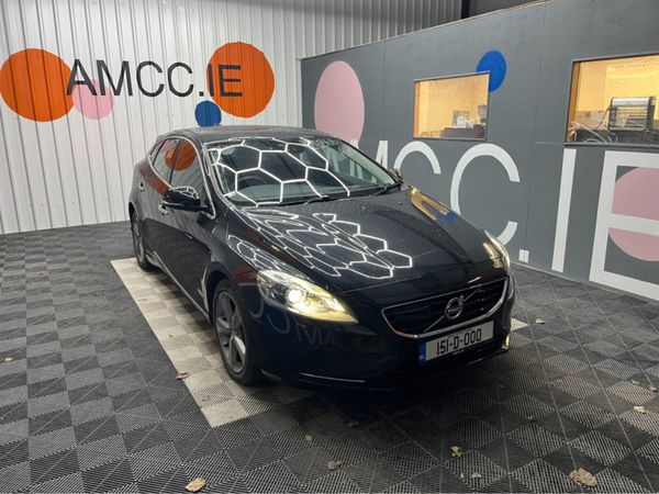 Volvo V40 Hatchback, Petrol, 2015, Black