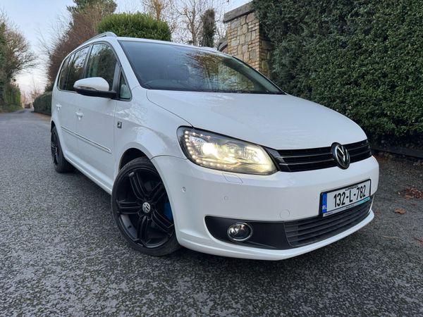 Volkswagen Touran MPV, Petrol, 2013, White