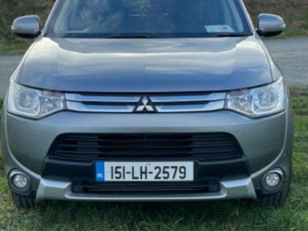 Mitsubishi Outlander SUV, Diesel, 2015, Grey