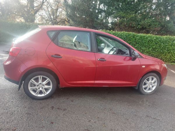 SEAT Ibiza MPV, Diesel, 2011, Red