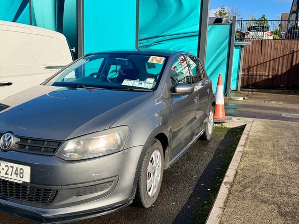 Volkswagen Polo Hatchback, Petrol, 2010, Grey