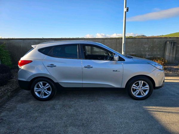 Hyundai ix35 SUV, Diesel, 2011, Silver