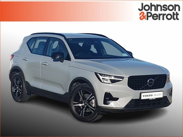 Volvo XC40 SUV, Petrol Hybrid, 2025, Grey