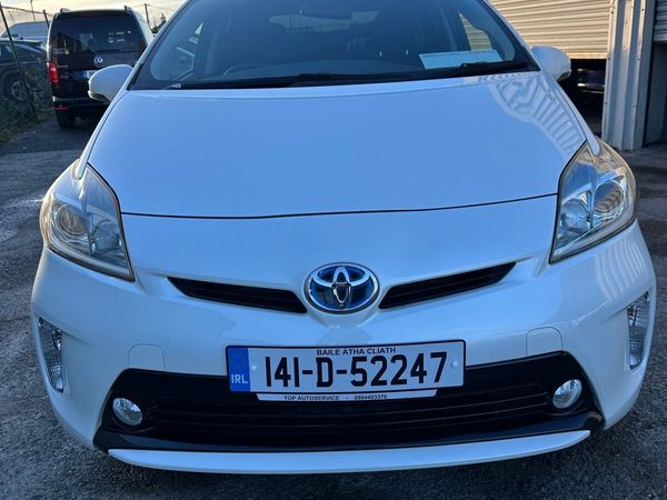 Toyota Prius Hatchback, Petrol Hybrid, 2014, White