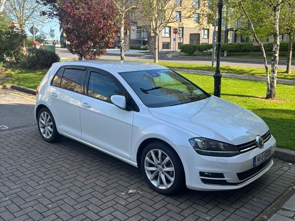 Volkswagen Golf Hatchback, Petrol, 2014, White