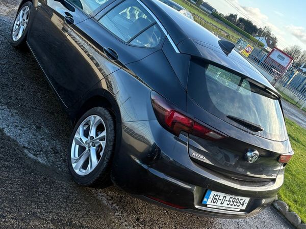 Vauxhall Astra Hatchback, Diesel, 2016, Black