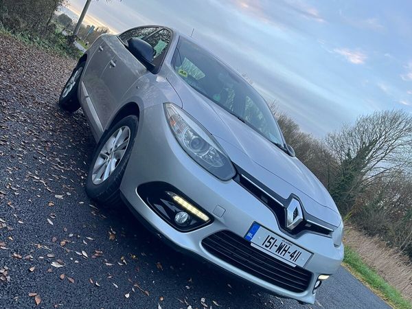 Renault Fluence Saloon, Diesel, 2015, Silver