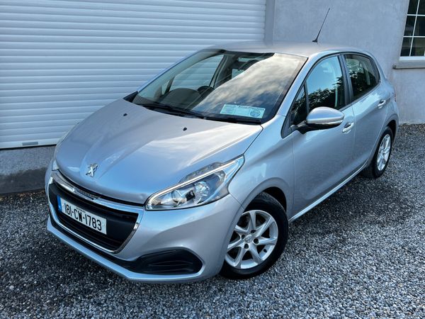 Peugeot 208 Hatchback, Petrol, 2018, Silver