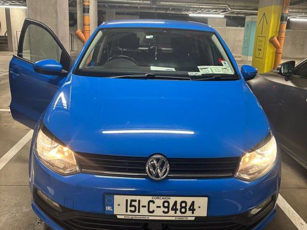 Volkswagen Polo Hatchback, Petrol, 2015, Blue
