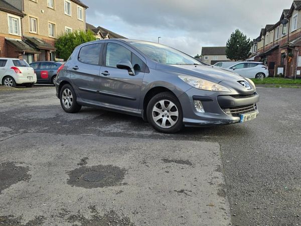 Peugeot 308 Hatchback, Diesel, 2010, Grey