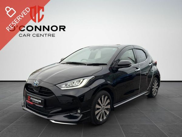 Toyota Yaris Hatchback, Petrol Hybrid, 2020, Black