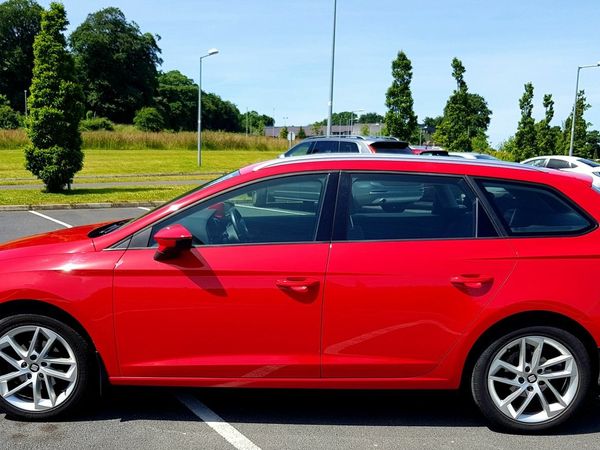 SEAT Leon Estate, Diesel, 2015, Red