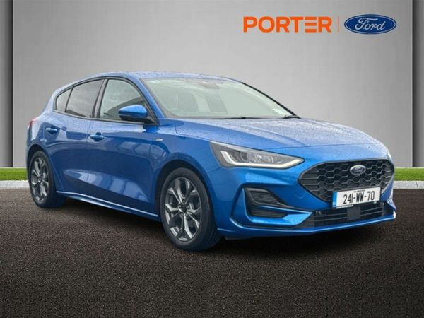 Ford Focus Hatchback, Petrol, 2024, Blue