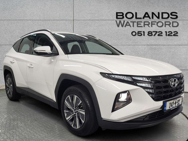 Hyundai Tucson SUV, Petrol Hybrid, 2024, White