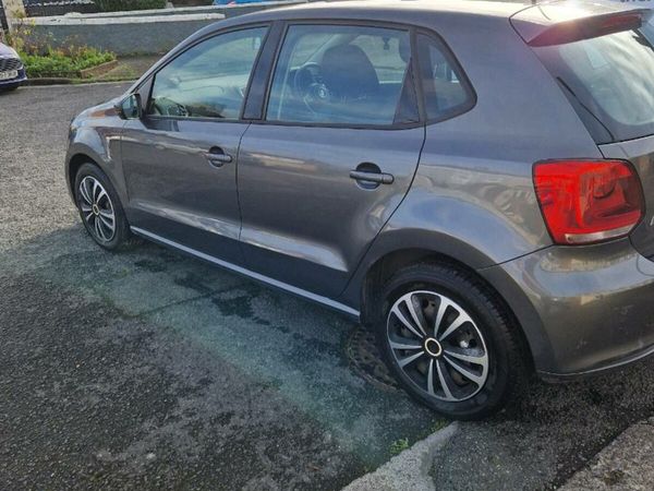 Volkswagen Polo Hatchback, Petrol, 2010, Grey