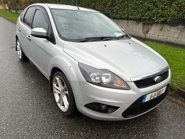Ford Focus Hatchback, Diesel, 2011, Silver