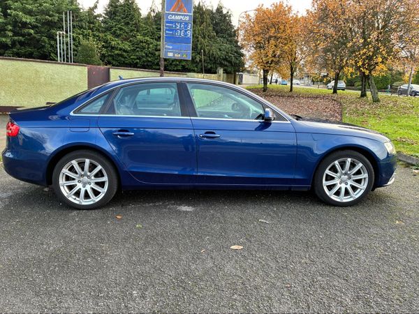 Audi A4 Saloon, Diesel, 2015, Blue