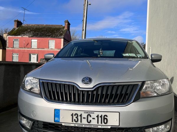 Skoda Rapid Saloon, Diesel, 2013, Silver
