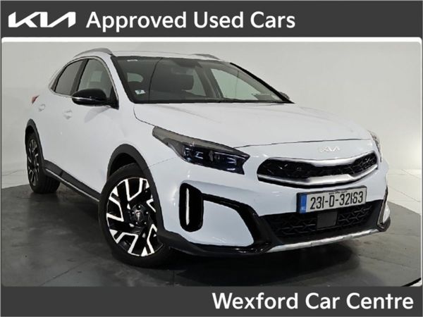 Kia XCeed Hatchback, Petrol Plug-in Hybrid, 2023, White