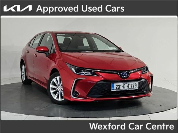 Toyota Corolla Saloon, Petrol Hybrid, 2023, Red