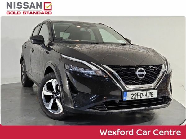 Nissan Qashqai MPV, Petrol, 2023, Black