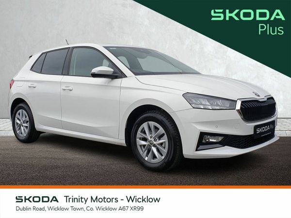 Skoda Fabia Hatchback, Petrol, 2025, White