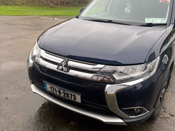 Mitsubishi Outlander SUV, Diesel, 2017, Blue