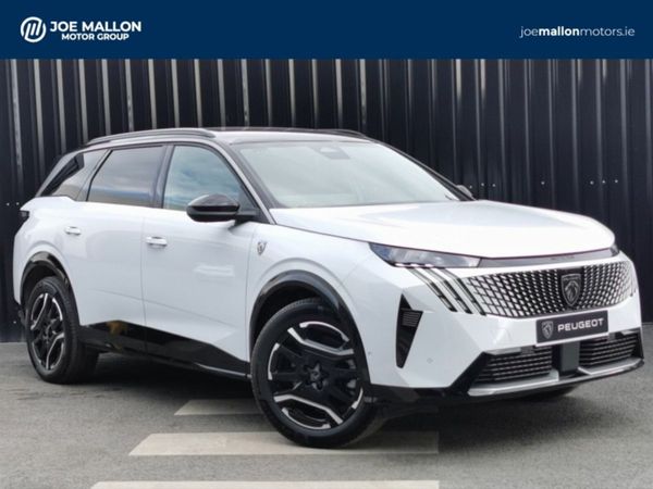 Peugeot 5008 SUV, Electric, 2026, White