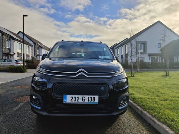 Citroen Berlingo MPV, Electric, 2023, Black