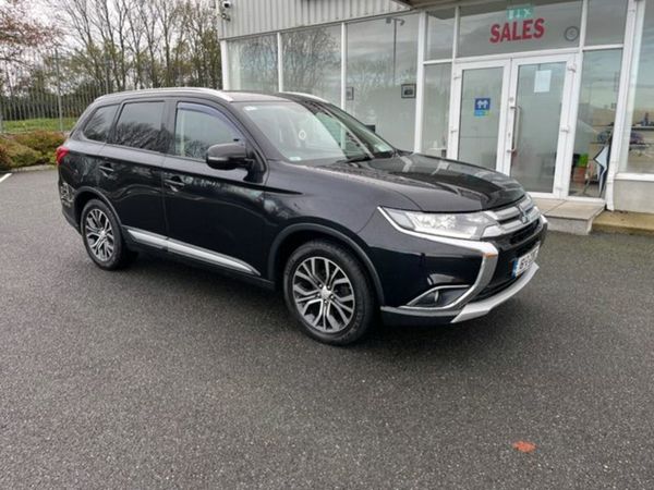 Mitsubishi Outlander SUV, Diesel, 2016, Black