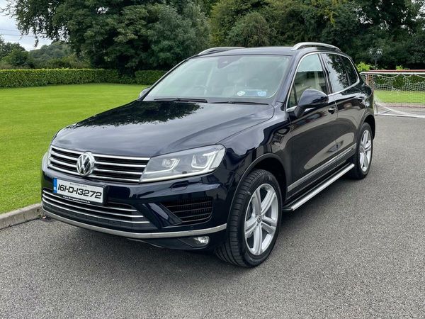Volkswagen Touareg SUV, Diesel, 2016, Blue