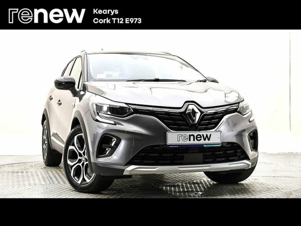 Renault Captur SUV, Petrol, 2023, Grey