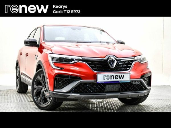 Renault Arkana SUV, Petrol Hybrid, 2022, Red