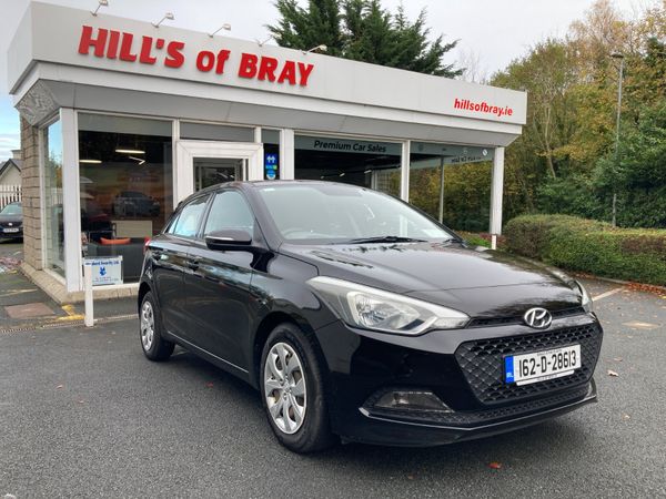 Hyundai i20 Hatchback, Petrol, 2016, Black