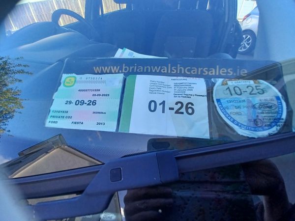 Ford Fiesta Hatchback, Petrol, 2013, Black