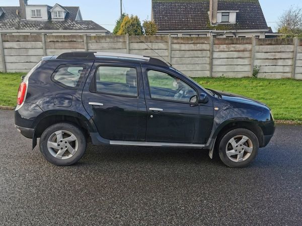 Dacia Duster SUV, Diesel, 2014, Black