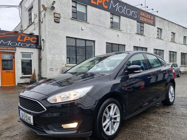 Ford Focus Hatchback, Petrol, 2015, Black