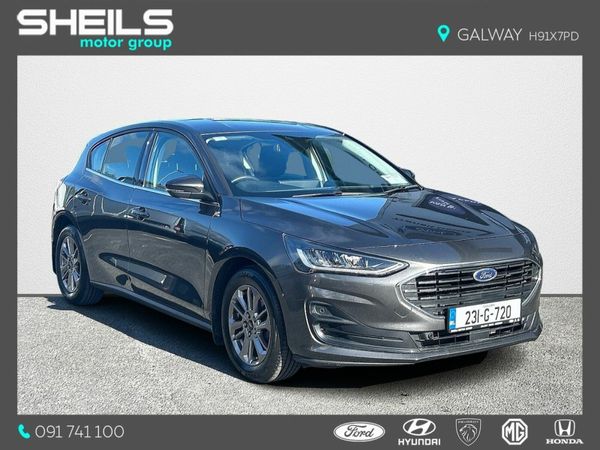 Ford Focus Hatchback, Petrol, 2023, Grey
