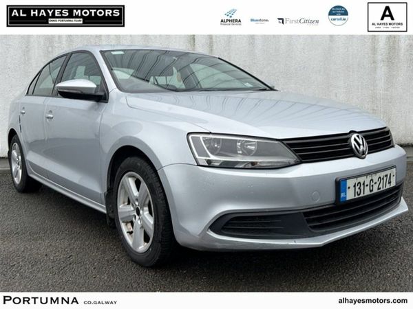 Volkswagen Jetta Saloon, Diesel, 2013, Silver