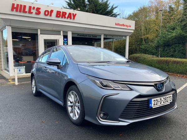 Toyota Corolla Saloon, Petrol Hybrid, 2022, Grey